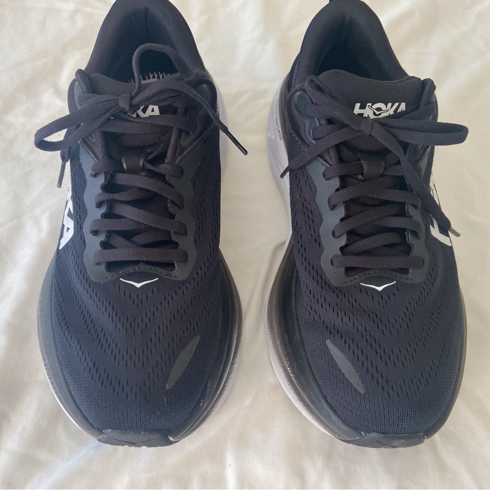 Hoka Bondi 8/ Women’s size 8.5 wide
